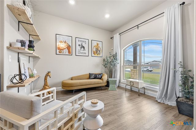 5210 Few Oaks Drive, Salado, TX 76571