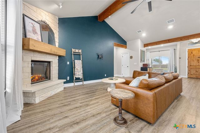 5210 Few Oaks Drive, Salado, TX 76571