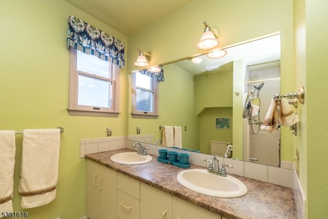 309 Pennington Harbourton Rd, Hopewell Twp., NJ 08534