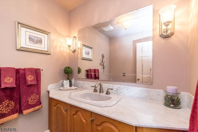 309 Pennington Harbourton Rd, Hopewell Twp., NJ 08534