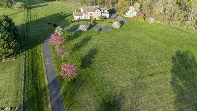 309 Pennington Harbourton Rd, Hopewell Twp., NJ 08534