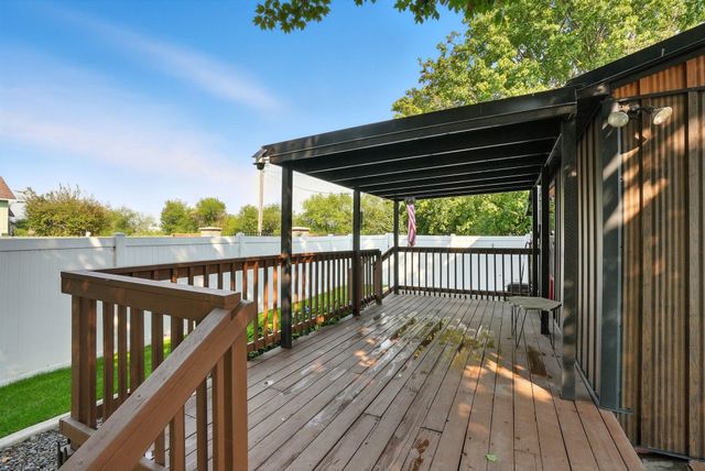 5325 Vincent Rd, Spokane, WA 99025