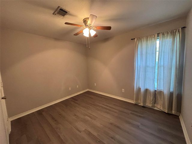 415 Shawnee Drive, Conroe, TX 77316