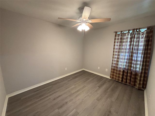 415 Shawnee Drive, Conroe, TX 77316