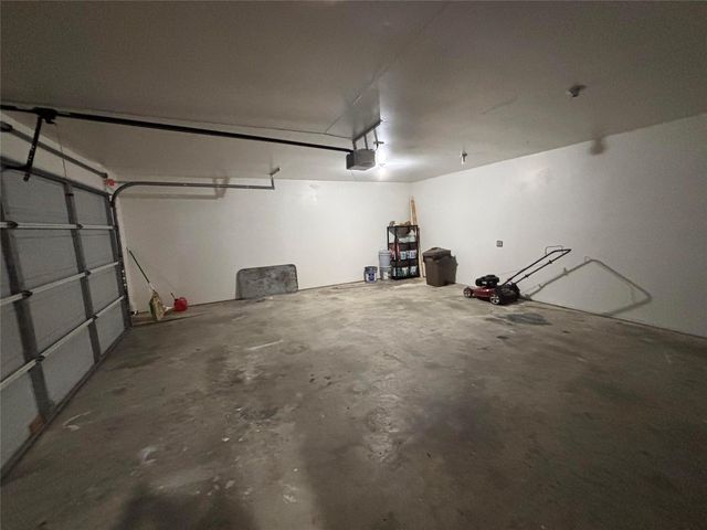 415 Shawnee Drive, Conroe, TX 77316