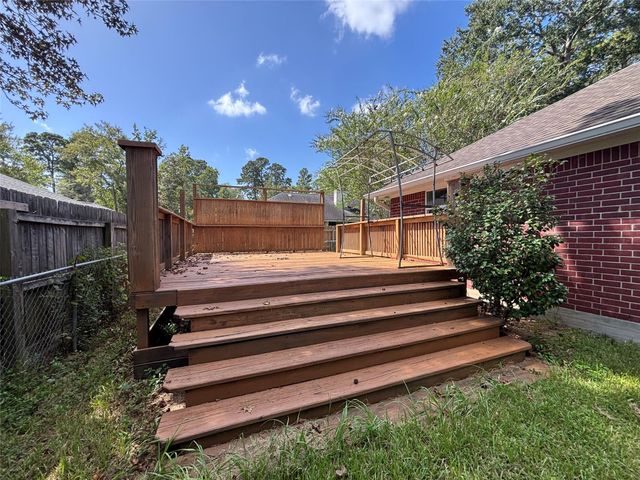 415 Shawnee Drive, Conroe, TX 77316