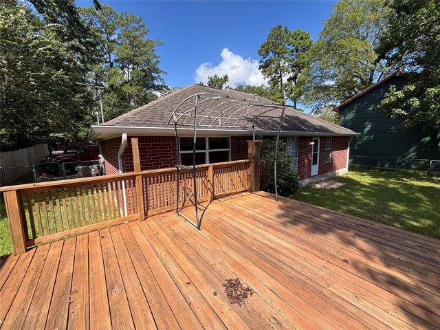 415 Shawnee Drive, Conroe, TX 77316