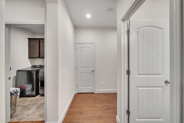 1910 Southport Ave, Livingston, CA 95334