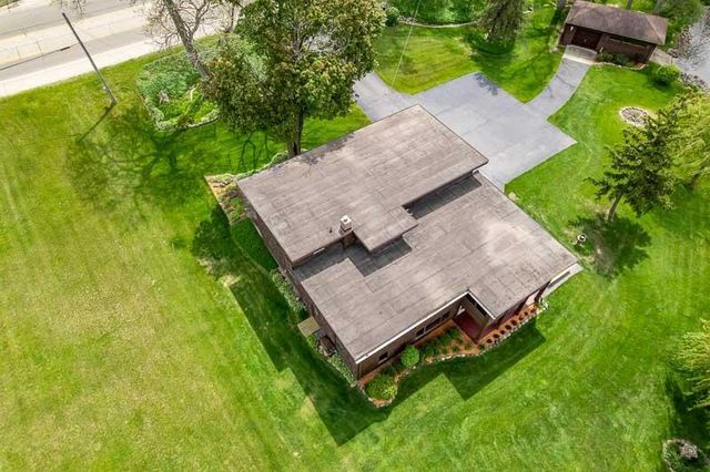 3004 Riverside Drive, Beloit, WI 53511
