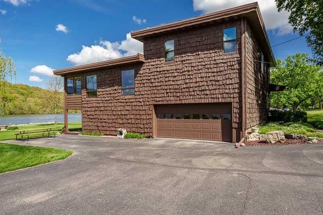 3004 Riverside Drive, Beloit, WI 53511