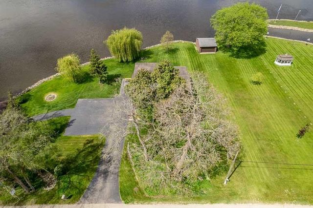 3004 Riverside Drive, Beloit, WI 53511