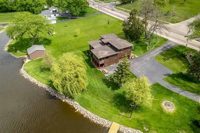 3004 Riverside Drive, Beloit, WI 53511