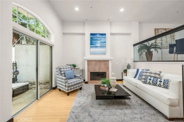 438 S Garfield Ave E, Monterey Park, CA 91754