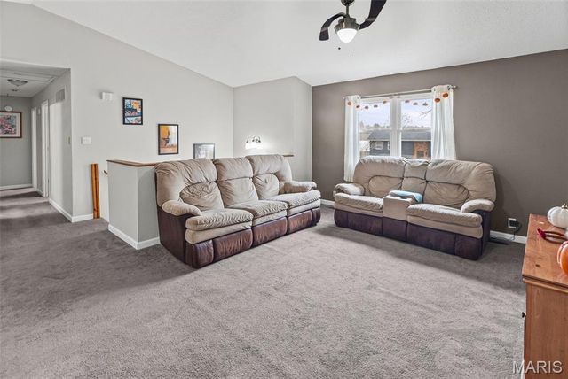 671 Oak Trail, Collinsville, IL 62234