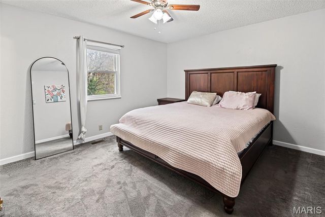 671 Oak Trail, Collinsville, IL 62234