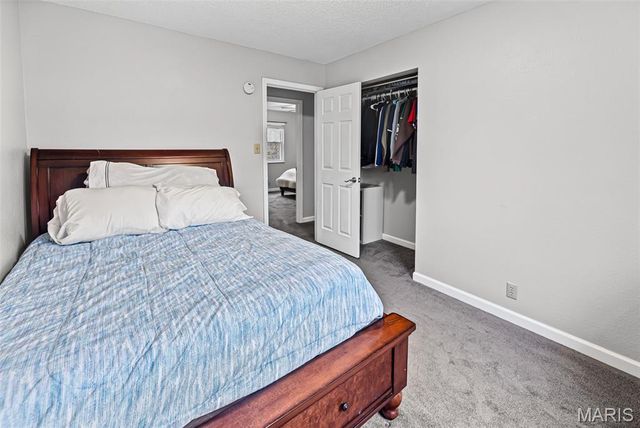 671 Oak Trail, Collinsville, IL 62234