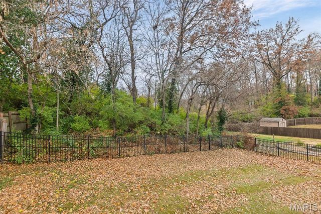 671 Oak Trail, Collinsville, IL 62234