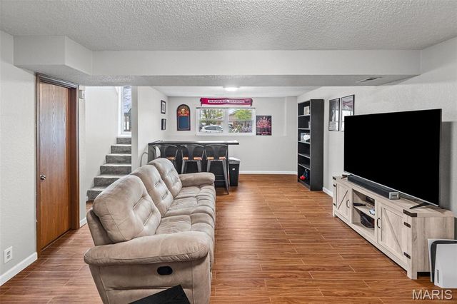 671 Oak Trail, Collinsville, IL 62234