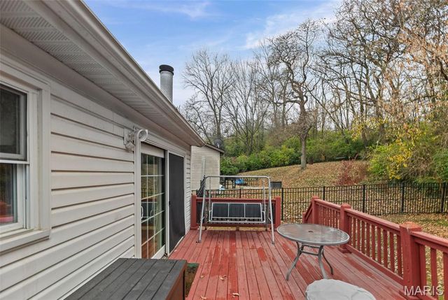 671 Oak Trail, Collinsville, IL 62234