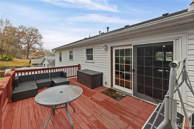 671 Oak Trail, Collinsville, IL 62234