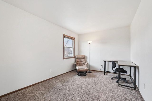 1384 Honeysuckle ROAD, Hartford, WI 53027