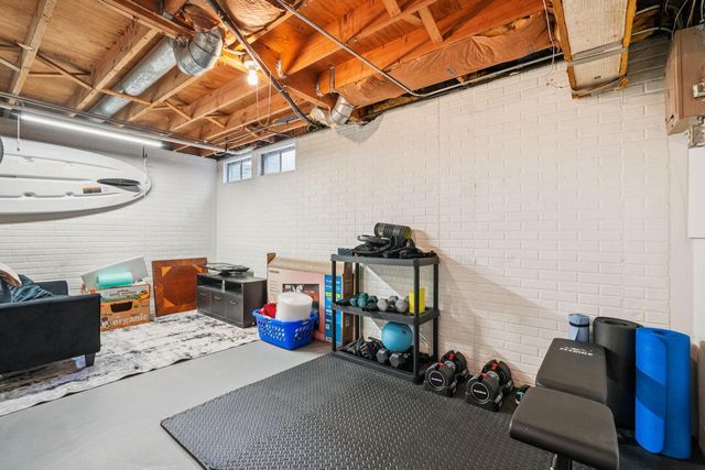 1384 Honeysuckle ROAD, Hartford, WI 53027