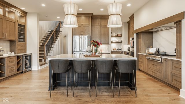 3844 Cherwell Drive, Zionsville, IN 46077