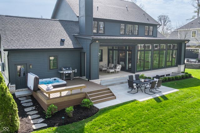3844 Cherwell Drive, Zionsville, IN 46077