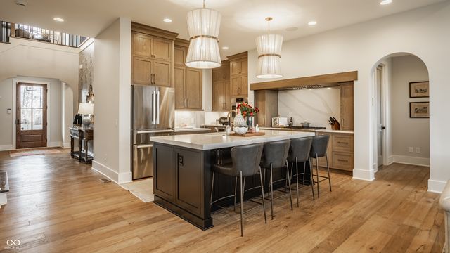 3844 Cherwell Drive, Zionsville, IN 46077