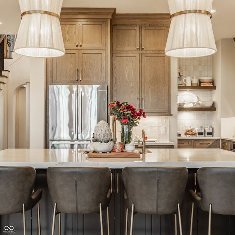 3844 Cherwell Drive, Zionsville, IN 46077
