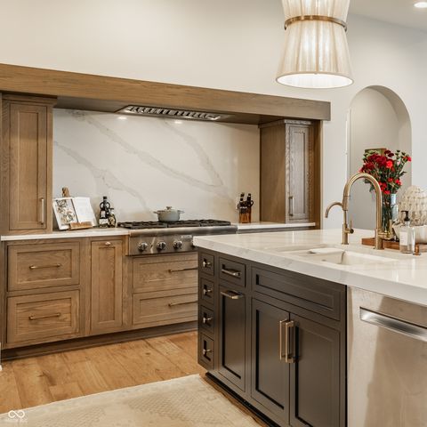 3844 Cherwell Drive, Zionsville, IN 46077
