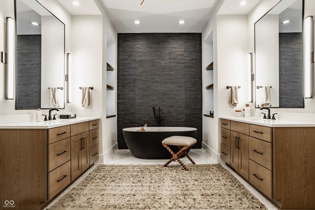 3844 Cherwell Drive, Zionsville, IN 46077