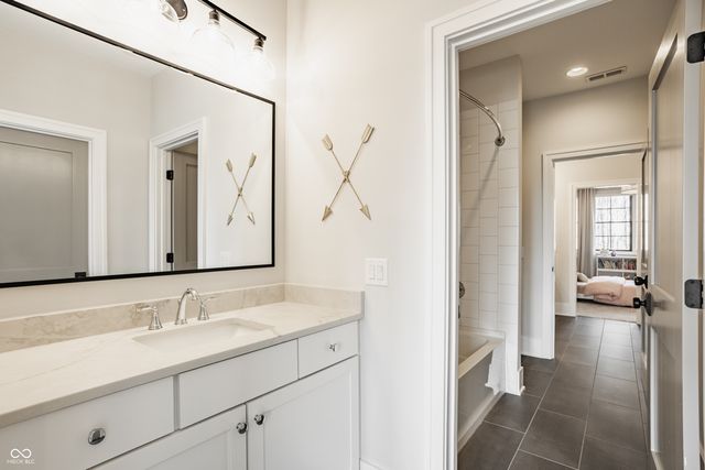 3844 Cherwell Drive, Zionsville, IN 46077