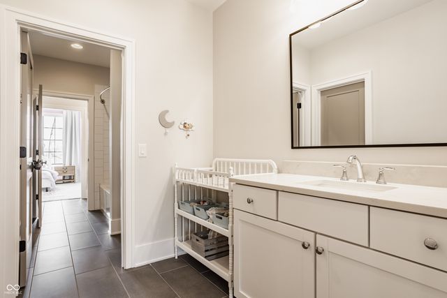 3844 Cherwell Drive, Zionsville, IN 46077
