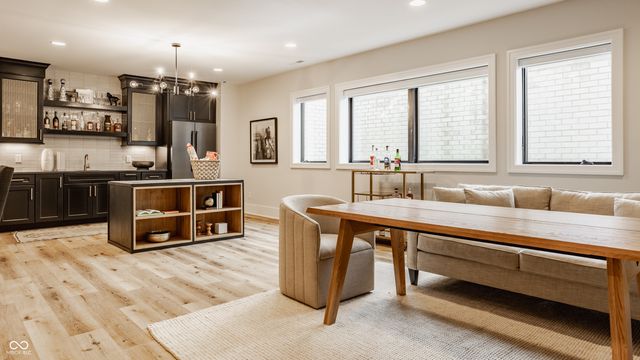 3844 Cherwell Drive, Zionsville, IN 46077