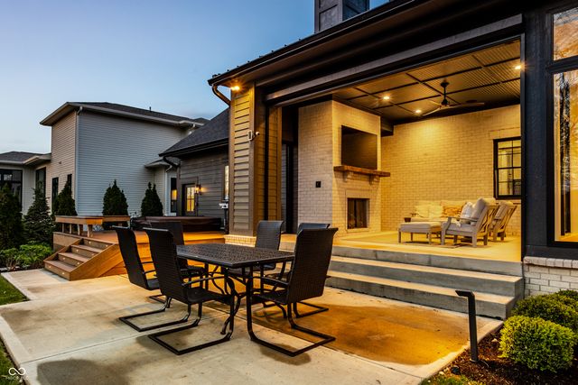 3844 Cherwell Drive, Zionsville, IN 46077