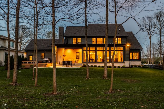 3844 Cherwell Drive, Zionsville, IN 46077