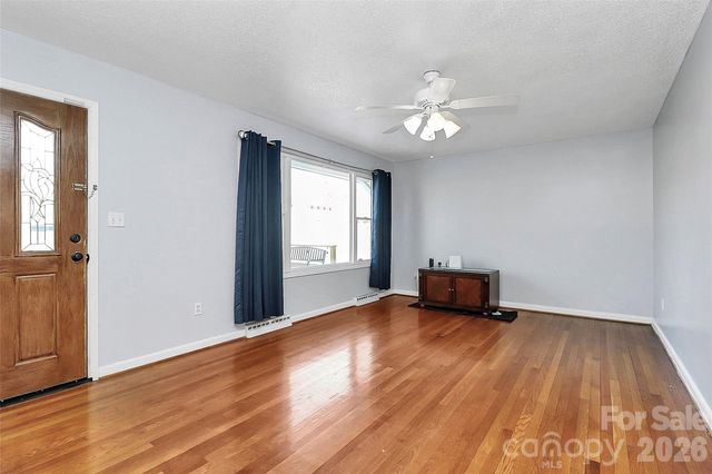 2111 Parkdale Avenue, Gastonia, NC 28052