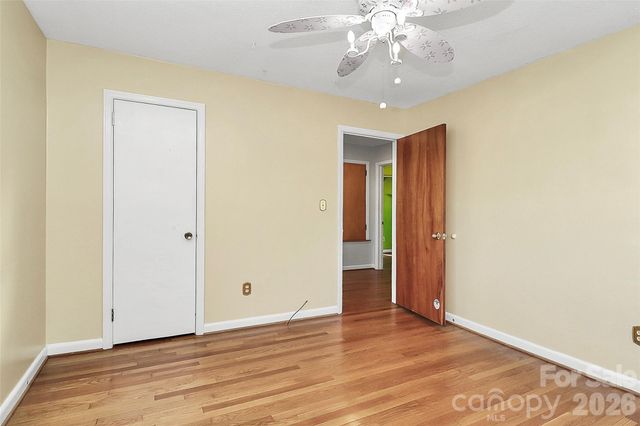 2111 Parkdale Avenue, Gastonia, NC 28052