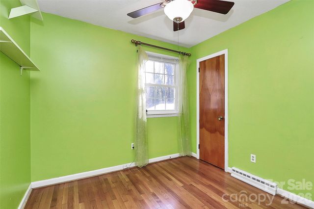 2111 Parkdale Avenue, Gastonia, NC 28052