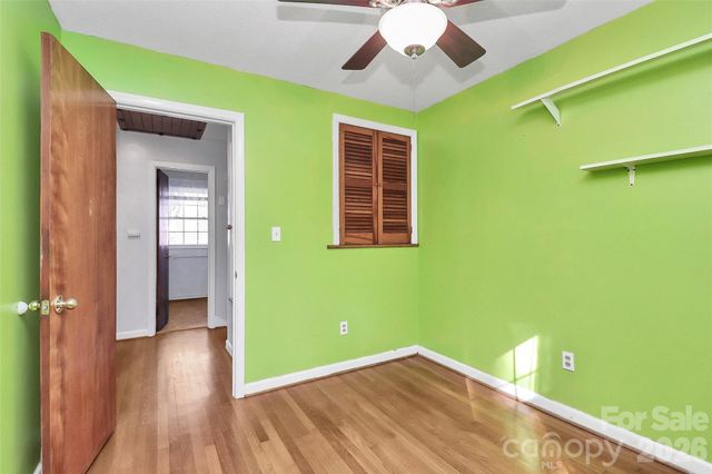 2111 Parkdale Avenue, Gastonia, NC 28052