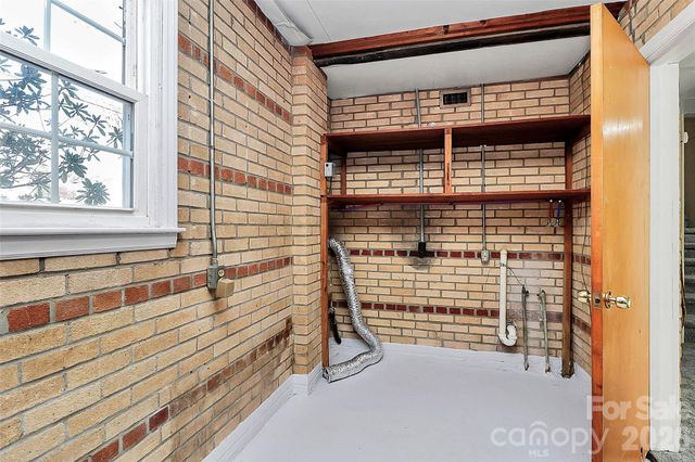 2111 Parkdale Avenue, Gastonia, NC 28052