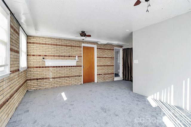 2111 Parkdale Avenue, Gastonia, NC 28052