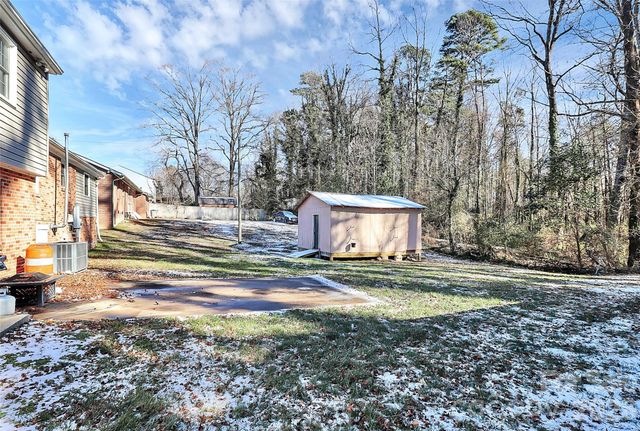 2111 Parkdale Avenue, Gastonia, NC 28052