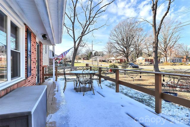 2111 Parkdale Avenue, Gastonia, NC 28052