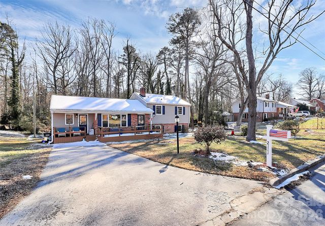 2111 Parkdale Avenue, Gastonia, NC 28052