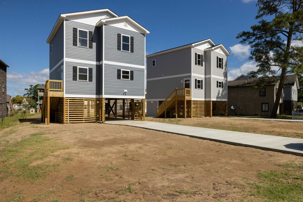 Image 1 of property listing at 1210 Harbour View Drive Lot 51, Kill Devil Hills, NC 27948
