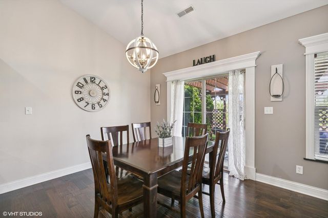 3008 Winter Garden Drive, Valparaiso, IN 46385