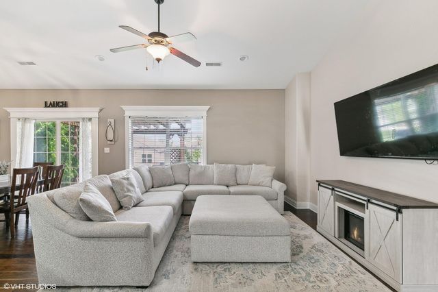 3008 Winter Garden Drive, Valparaiso, IN 46385