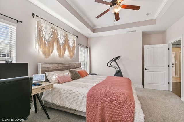 3008 Winter Garden Drive, Valparaiso, IN 46385